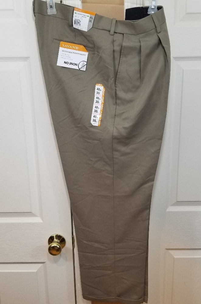 Savane Mens Pleated Pants Comfort Waist.